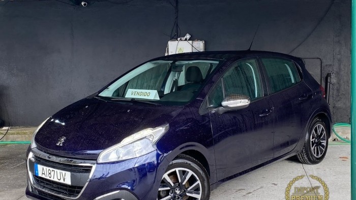 PEUGEOT 208 HDI 2017