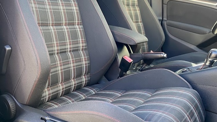 Volkswagen Golf VII GTI DSG