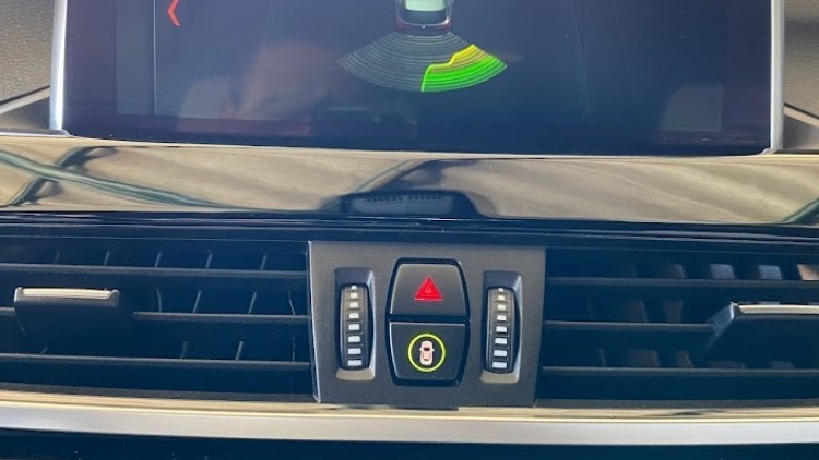 BMW S&eacute;rie X - X1 16d sDrive Line Sport