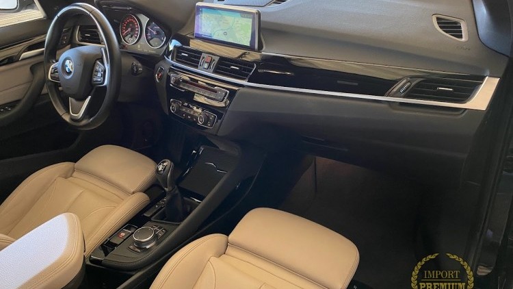 BMW S&eacute;rie X - X1 16d sDrive Line Sport