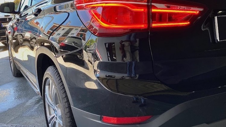 BMW S&eacute;rie X - X1 16d sDrive Line Sport