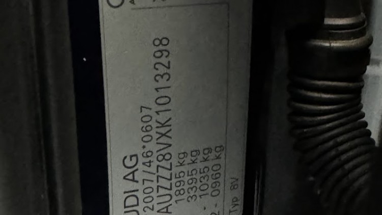 Audi A3 Limousine 1.6 TDi Kit RS3