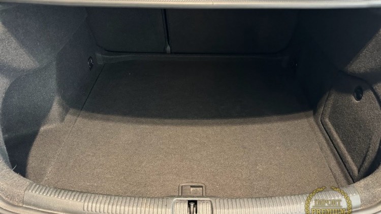 Audi A3 Limousine 1.6 TDi Kit RS3