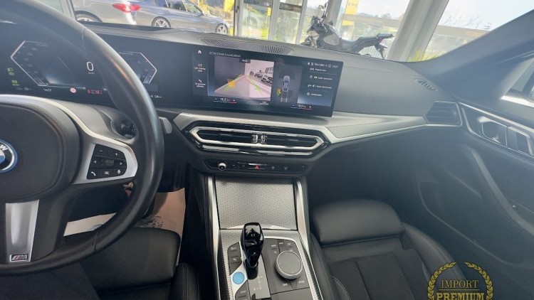 BMW S&eacute;rie i - i4 eDrive40 Pack Desportivo M