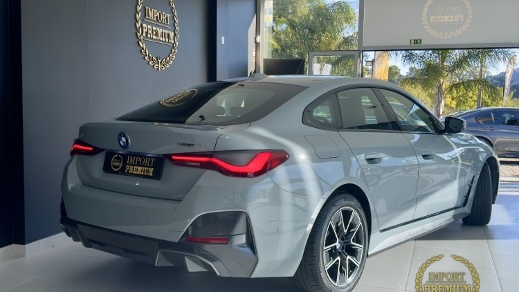 BMW S&eacute;rie i - i4 eDrive40 Pack Desportivo M