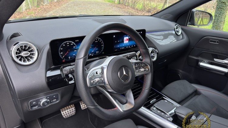 Mercedes-Benz Classe GLA 250 e Pack AMG / Pack NIGHT