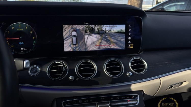 Mercedes-Benz Classe E 300 de T Avantgarde