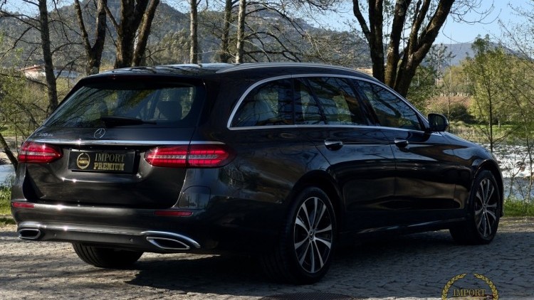Mercedes-Benz Classe E 300 de T Avantgarde