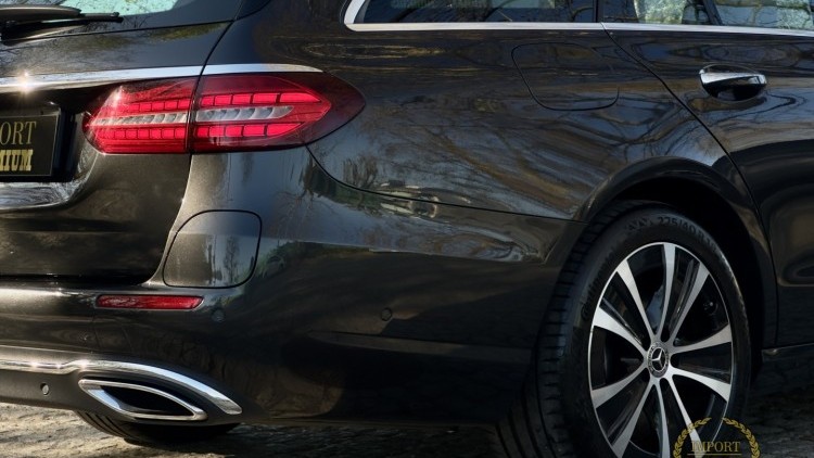 Mercedes-Benz Classe E 300 de T Avantgarde