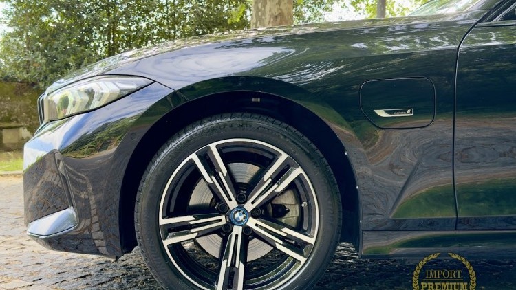 BMW S&eacute;rie 3 - 320 e Touring Pack M Full Extras