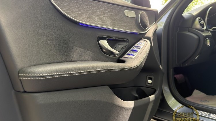 Mercedes-Benz Classe C 300 de Avantgarde Pack Night