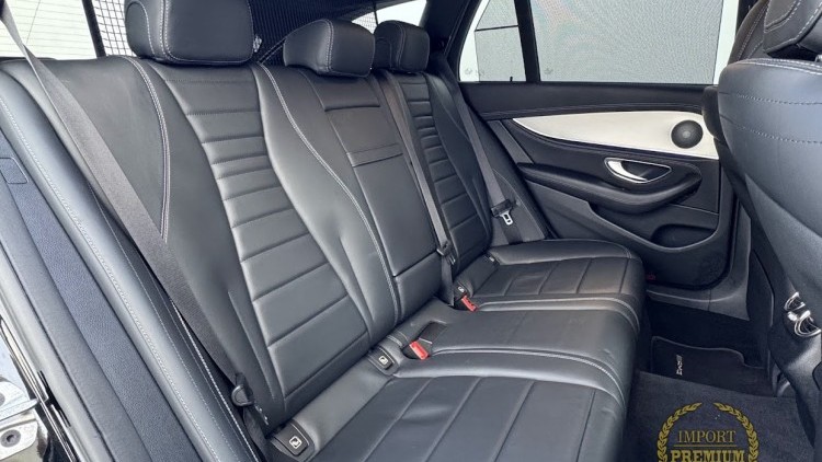 Mercedes-Benz Classe E 300 de T AMG / PACK NIGHT