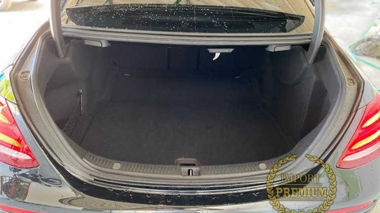 Mercedes-Benz Classe E 220 D Amg Line