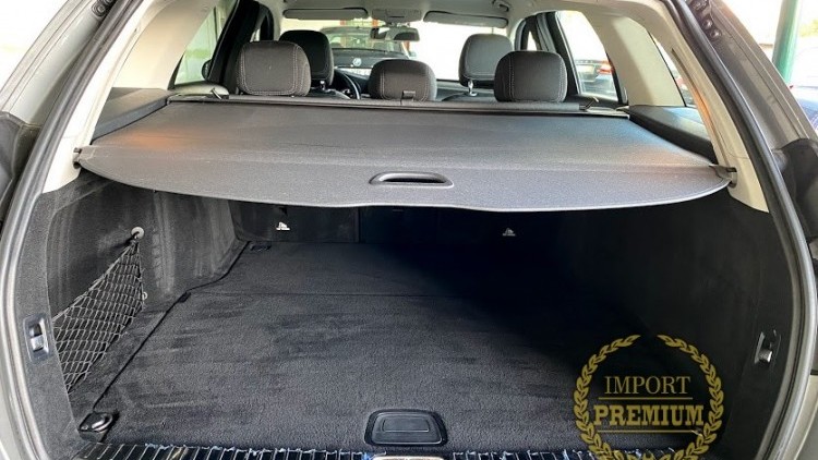 Mercedes-Benz Classe C 180 d SW JLL 18" AMG