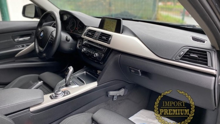 BMW S&eacute;rie 3 - 320 DA Touring Sport 2016 cx AUTO 8V PROMO&Ccedil;&Atilde;O