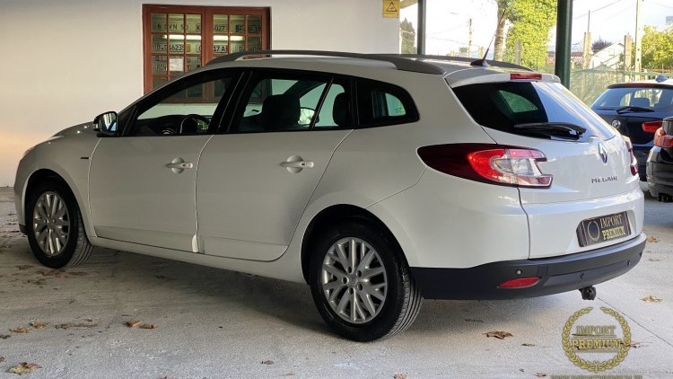 Renault M&eacute;gane Sport Tourer 1.5 DCI 110cv BOSE EDITION