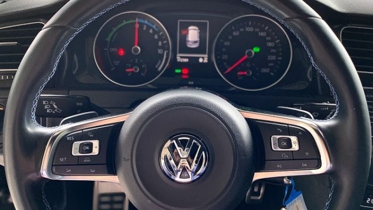 Volkswagen Golf 1.4 GTE PLUG-IN 204cv