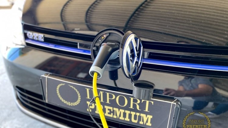 Volkswagen Golf 1.4 GTE PLUG-IN 204cv