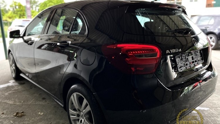 Mercedes-Benz Classe A 180 d Style 2016