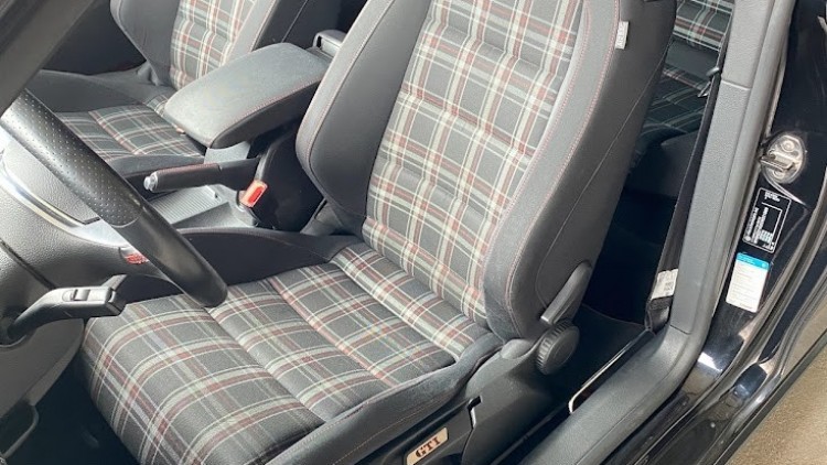 Volkswagen Golf 2.0 GTI