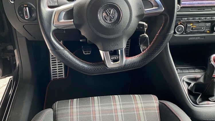 Volkswagen Golf 2.0 GTI
