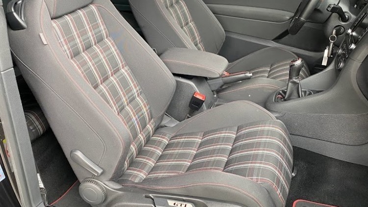 Volkswagen Golf 2.0 GTI