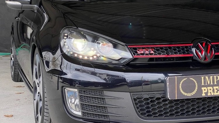 Volkswagen Golf 2.0 GTI
